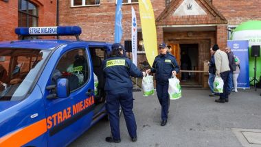 paczki dla potrzebujących.jpg